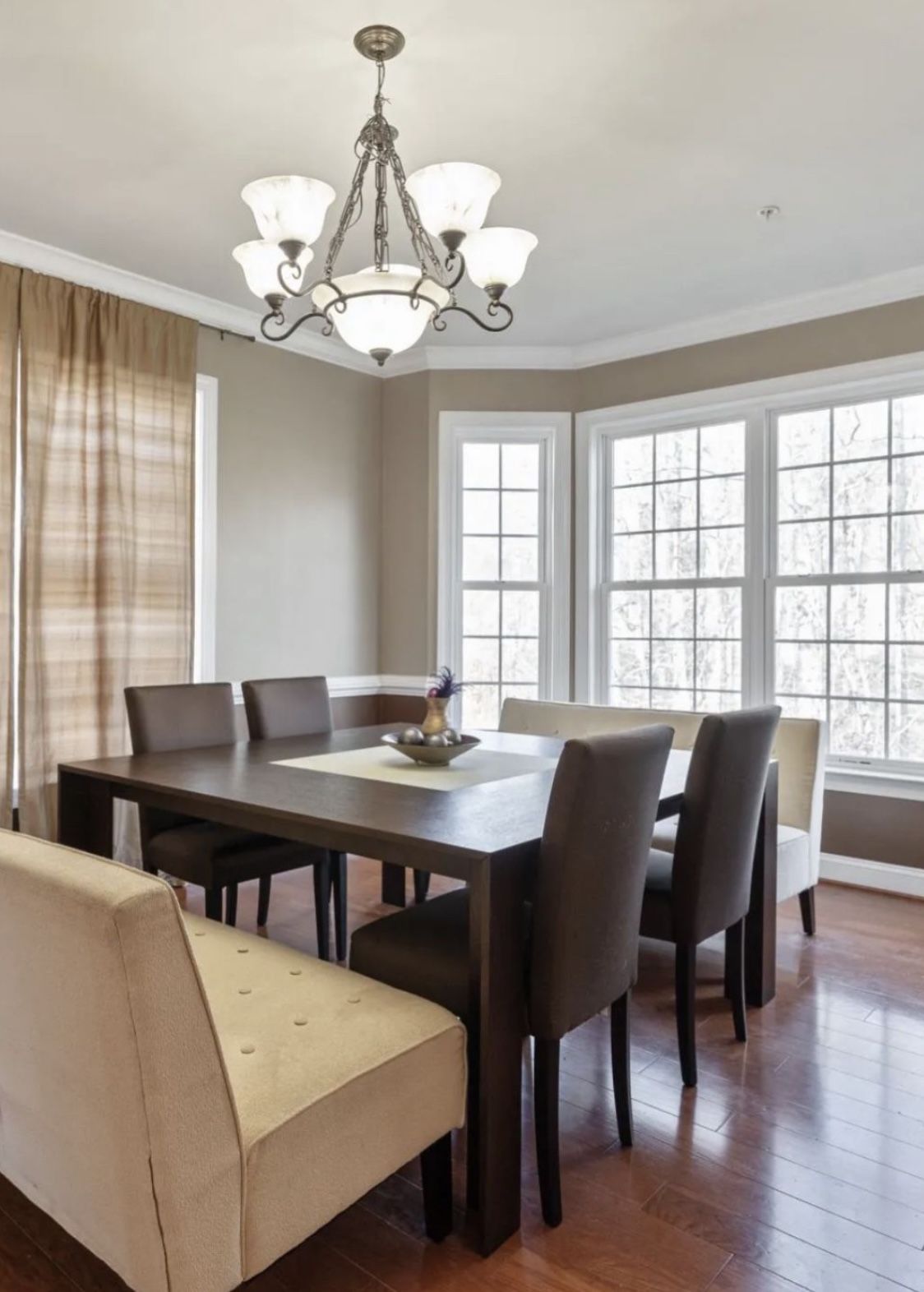 Large Square Dining Table  (TABLE ONLY) – Seats Up to 10 – Gorgeous & Solid Wood