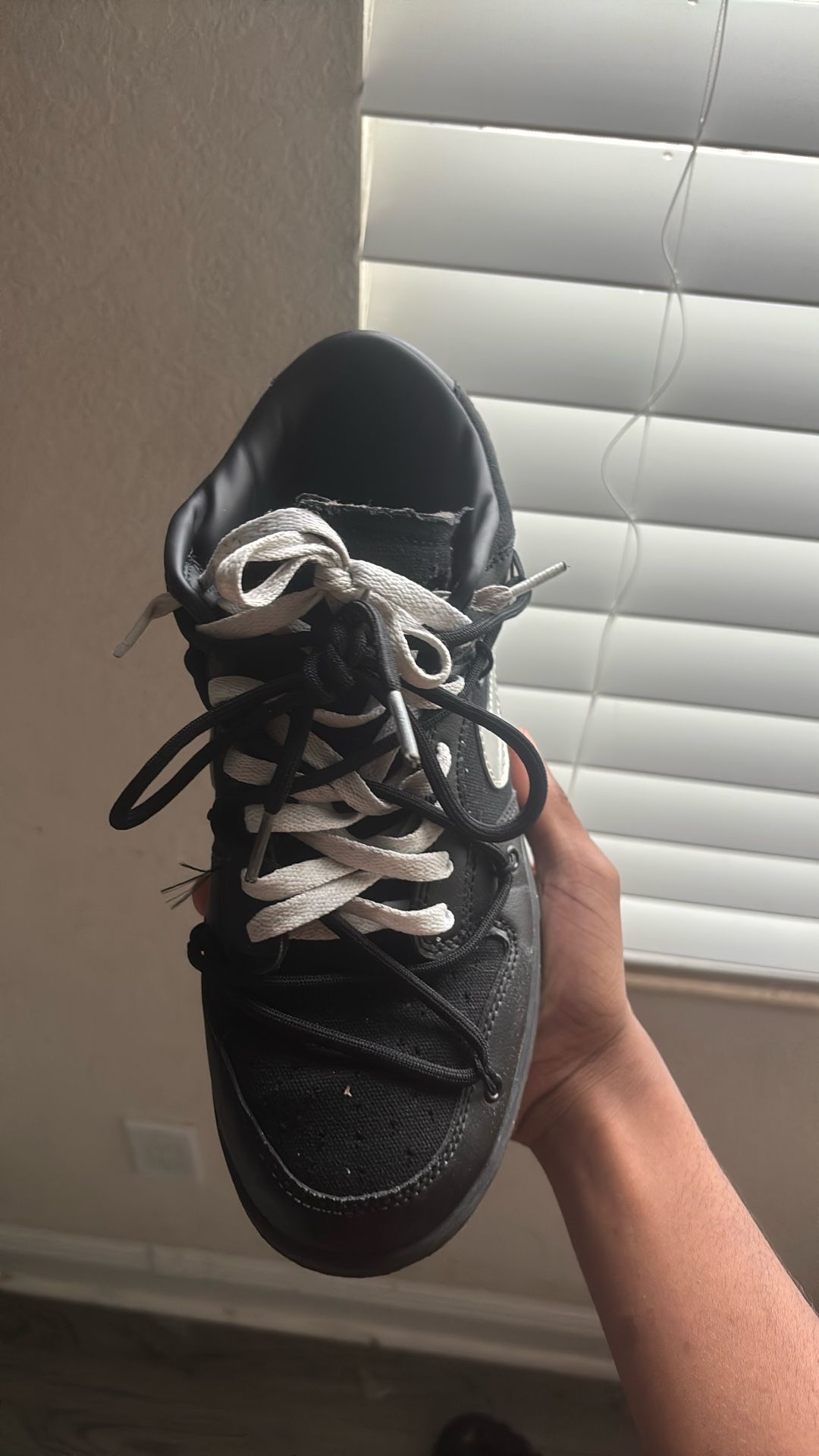 Off White Lot 50s