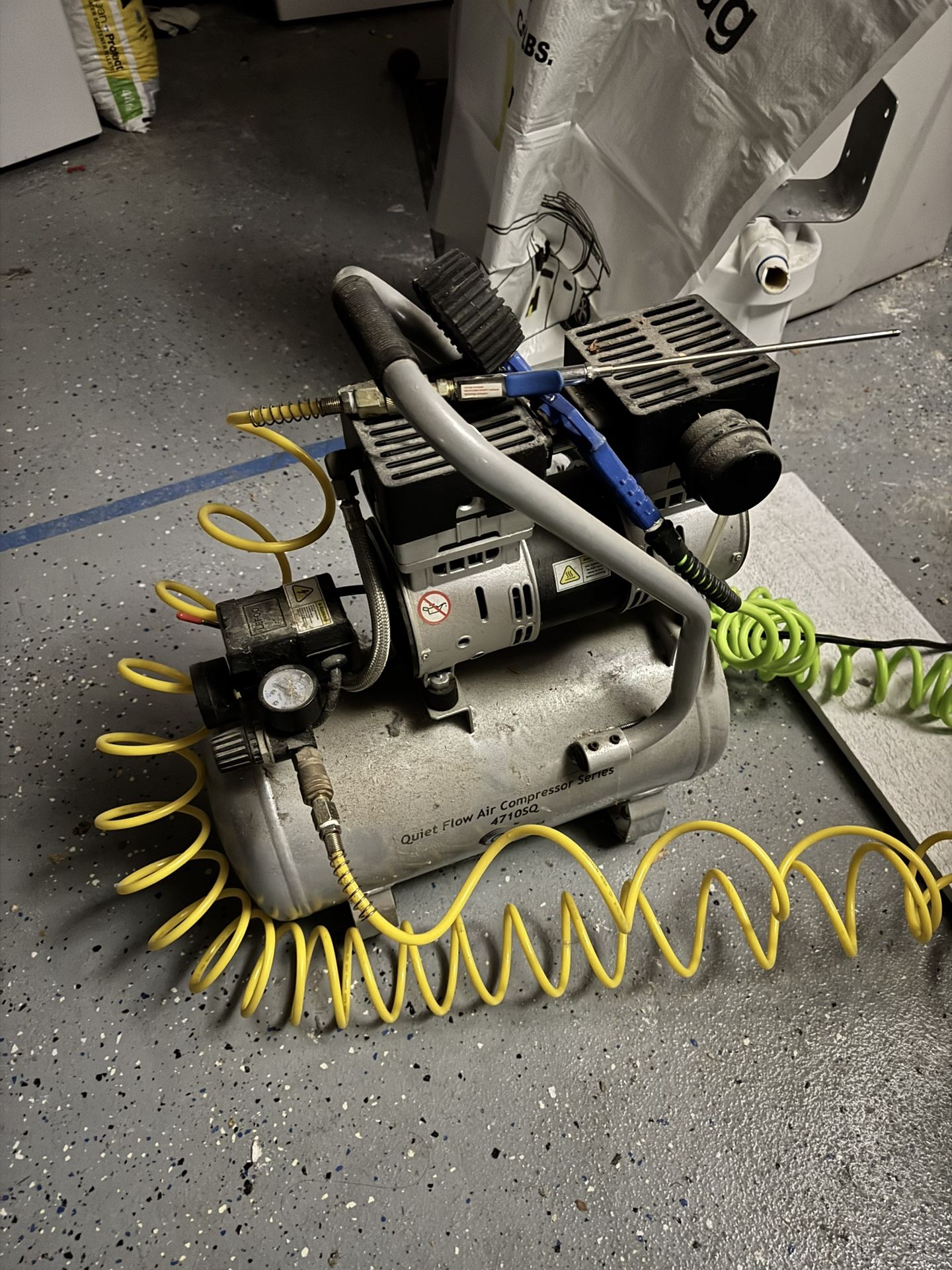 Quiet Flow 5gal Air Compressor