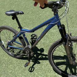 GIANT RINCON STEEL BLUE/ GGREY 26’’ MOUNTAIN BIKE   