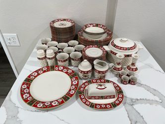 72 Piece Fine China Dinnerware Set By Kobe Japan
