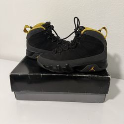 AIR JORDAN 9 RETRO size 8.5