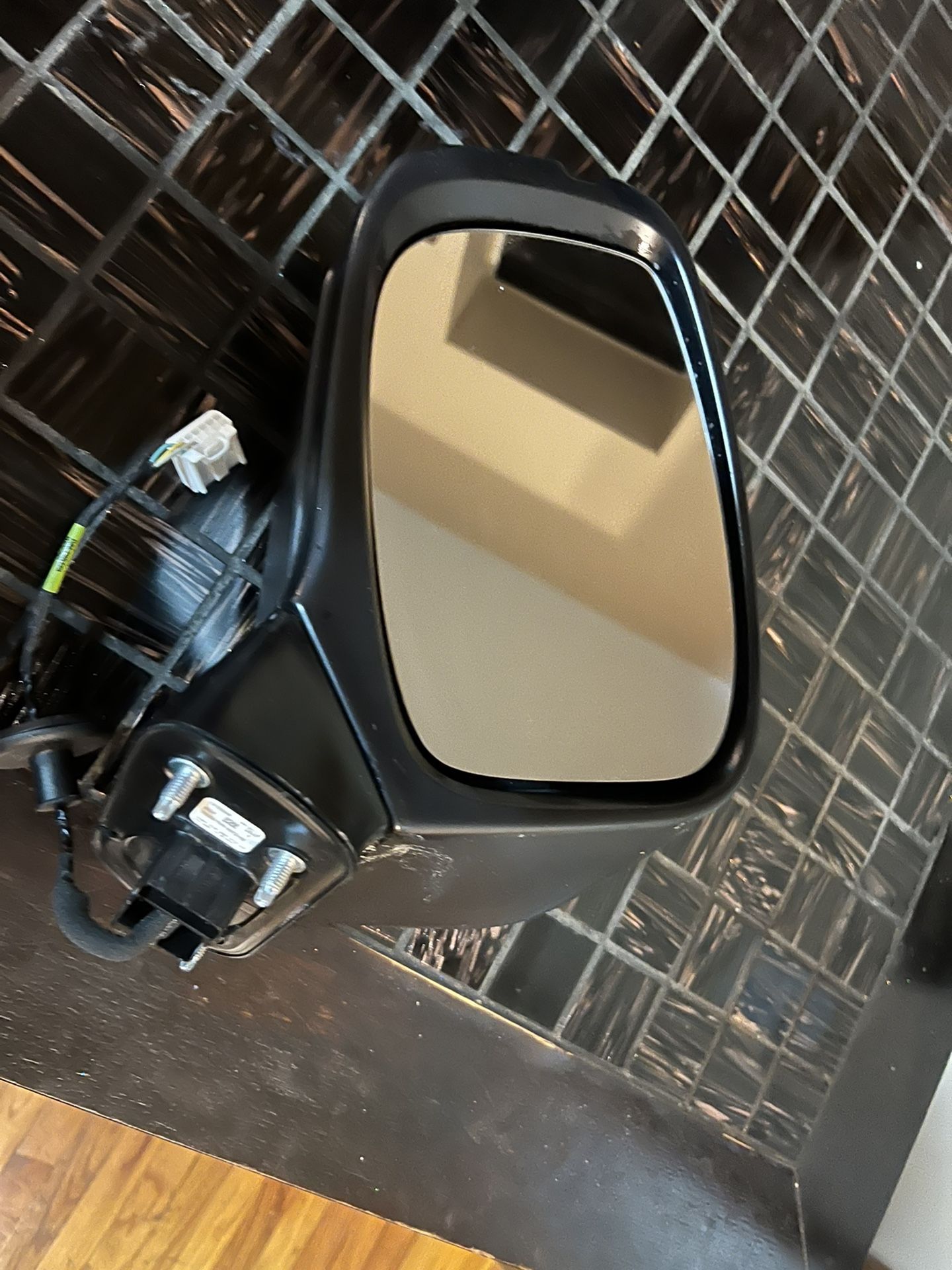 2019 Honda Odyssey Drive Side Mirrior And Mats 