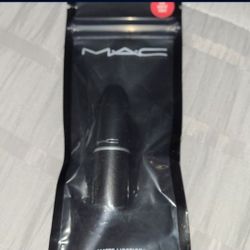 Mac Little Lipstick