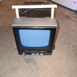 Vintage Panasonic  Portable  Tv  Black &white 