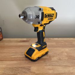 Dewalt 1/2 Impact Wrench (New!)