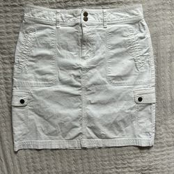 LL Bean White Skirt with pockets 