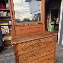 Antique/Vintage Dresser W/Mirror