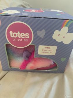 Kids unicorn slippers, totes toasties