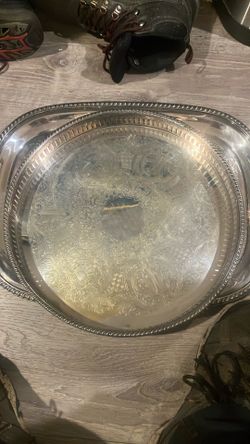 Round silver plated, serving tray