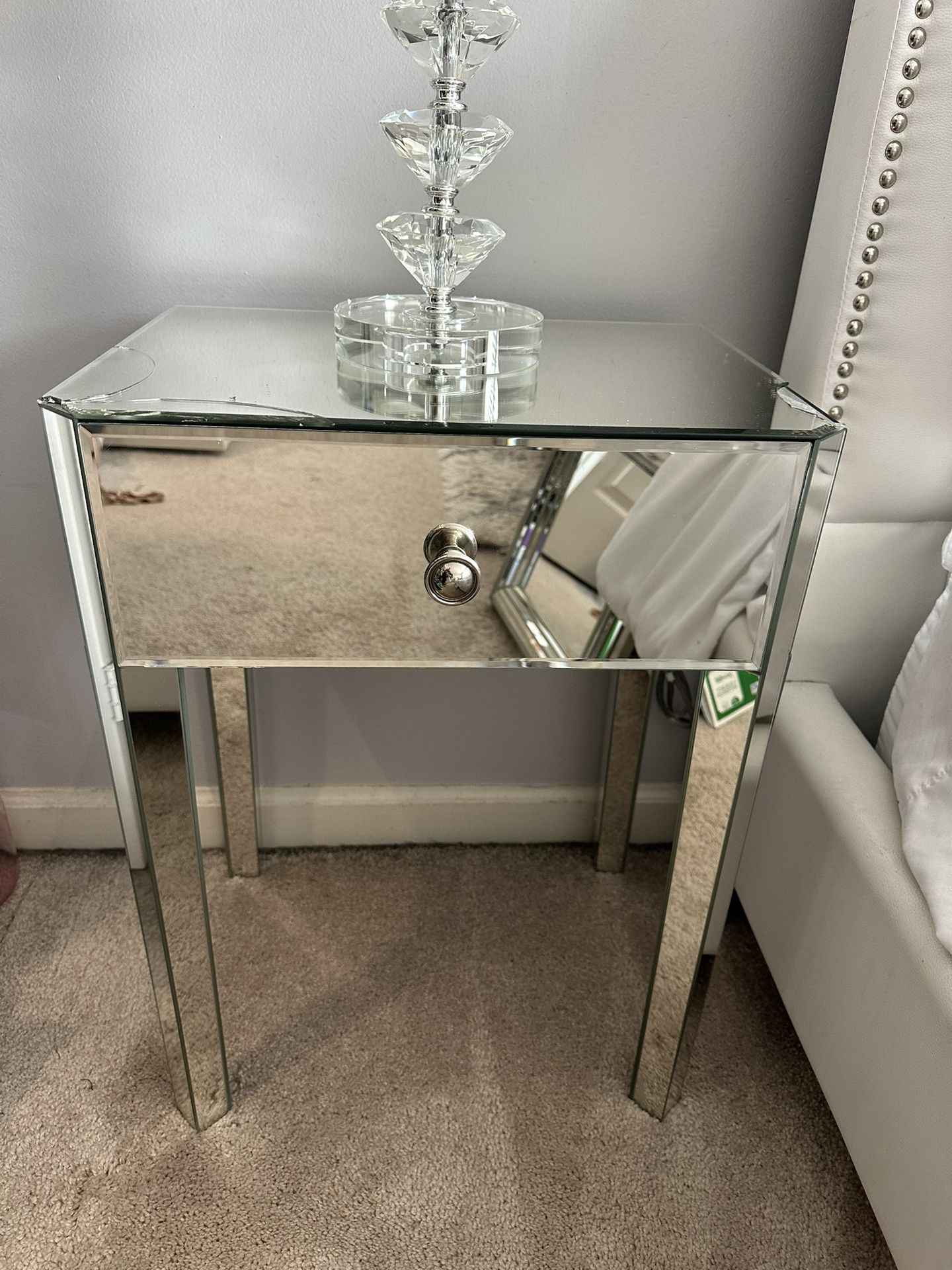 2 pcs Mirrored Side Tables *Damaged