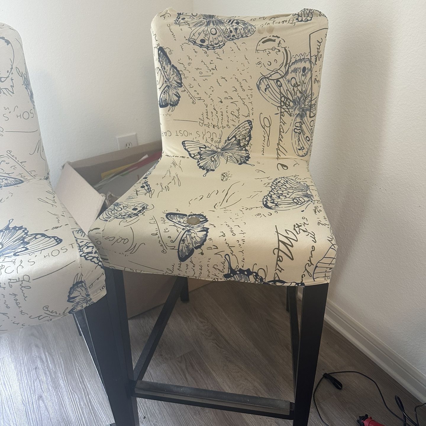 Countertop Chair (4) 