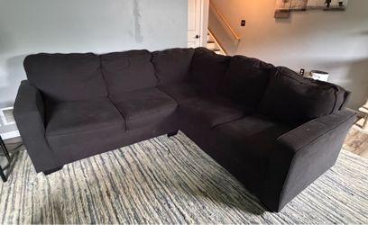 8x8 L-Shaped Sectional Sofa – Dark Charcoal/Black – Seats 5+