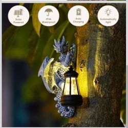 Nib: Dragon Tree Hugger Garden Decor - 9.3”