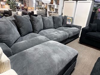 Perfect modular sectional! $999 🛋️💙📦