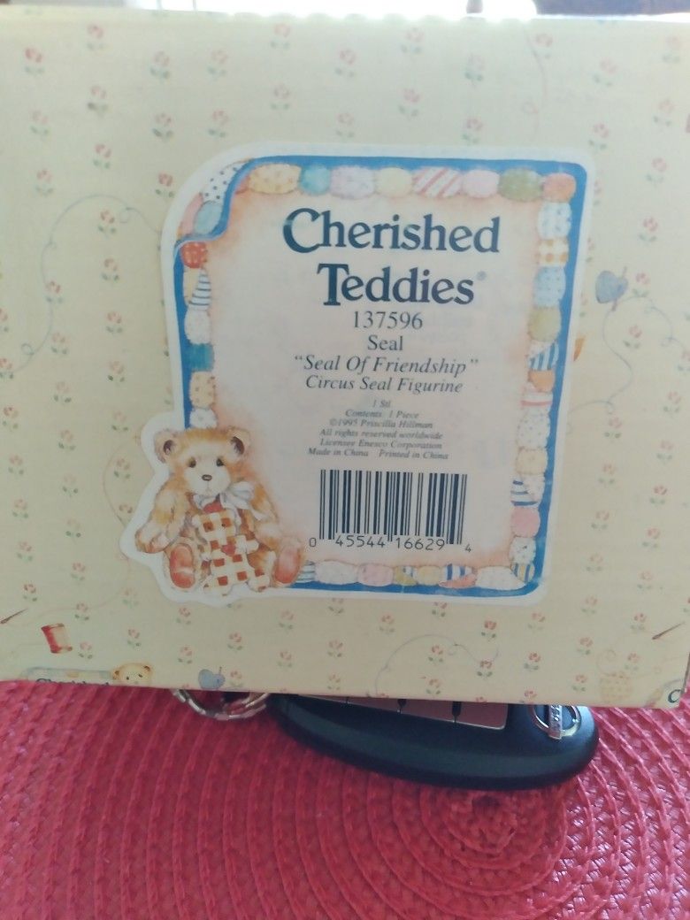 Cherished Teddies '