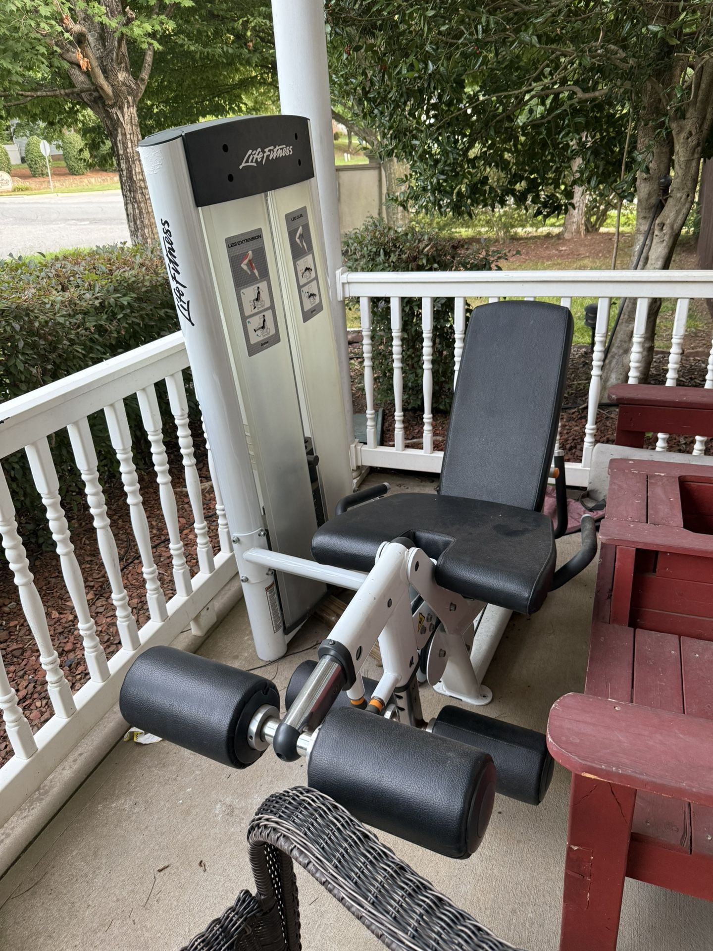 Leg Machine