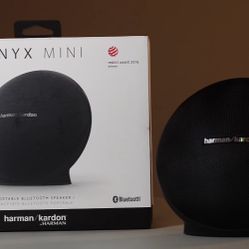 Harman/Kardon - Onyx Mini Portable Bluetooth Speaker