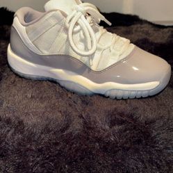 Low Top Grey Cement 11s 