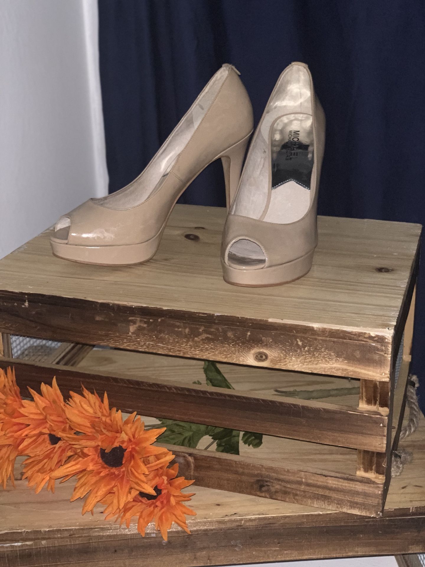Michael Kors Heels Size 8