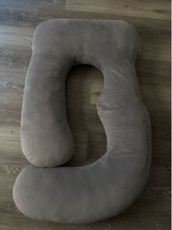 Pregnancy pillow