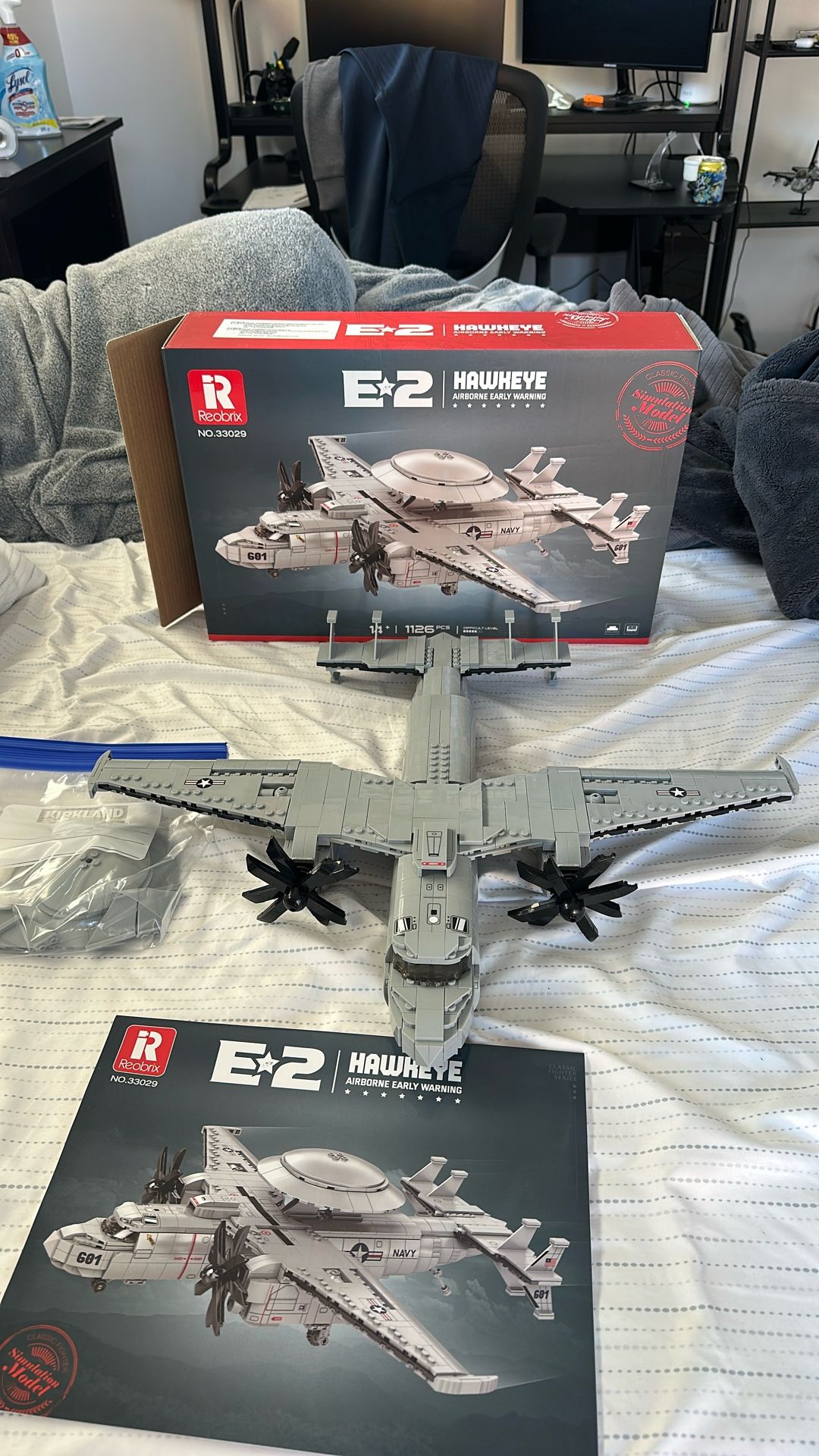 Reobrix E2 Hawkeye Airborne Early Warning