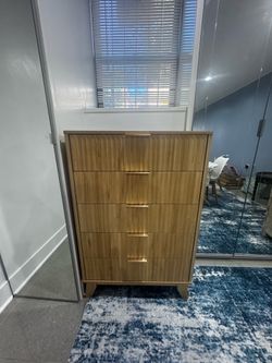 Tall Dresser for Bedroom, Fluted Dresser Vertical Chest of Drawers, Tall Chest of Drawers Bedroom with Rounded Edges, 29.92" W*15.6" D*44.88" H