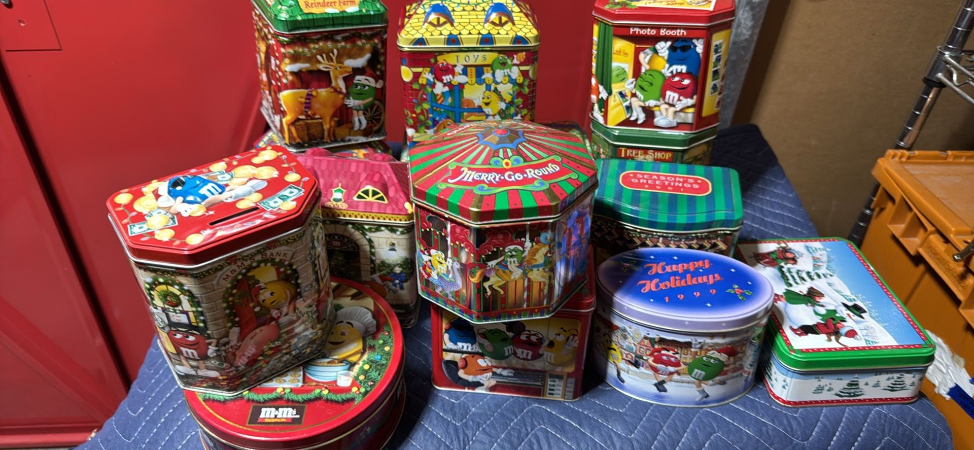 M&M Tins