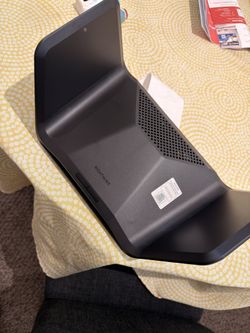 NETGEAR - Nighthawk AX8 Tri-Band AX6600 Wi-Fi 6 Router (RAX70)