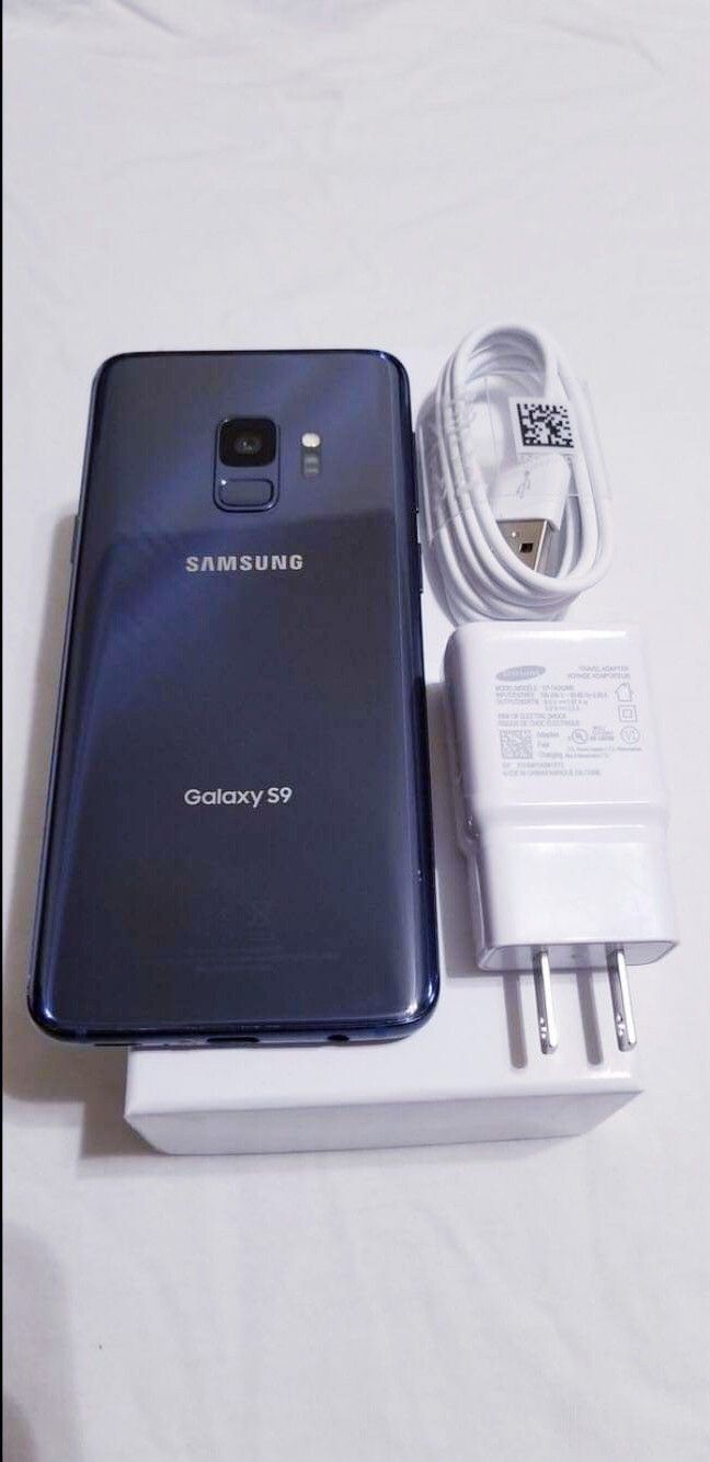 Samsung Galaxy | S9 | Factory Unlocked | Works For Any SIM Company Carrier | Works For Locally & INTERNATIONALLY | Like Almost New...