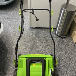 Swipesmith Electric Dethatcher Scarifier