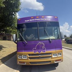 2002 Ford Winnebago Adventurer Super Duty