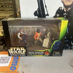1997 Kenner Star Wars power of the force Cantina Showdown three pack 
