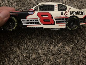 DALE EARNHARDT JR 2003 E CONCERT CAR 1/24 ACTION