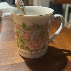 Mug with Spoon 