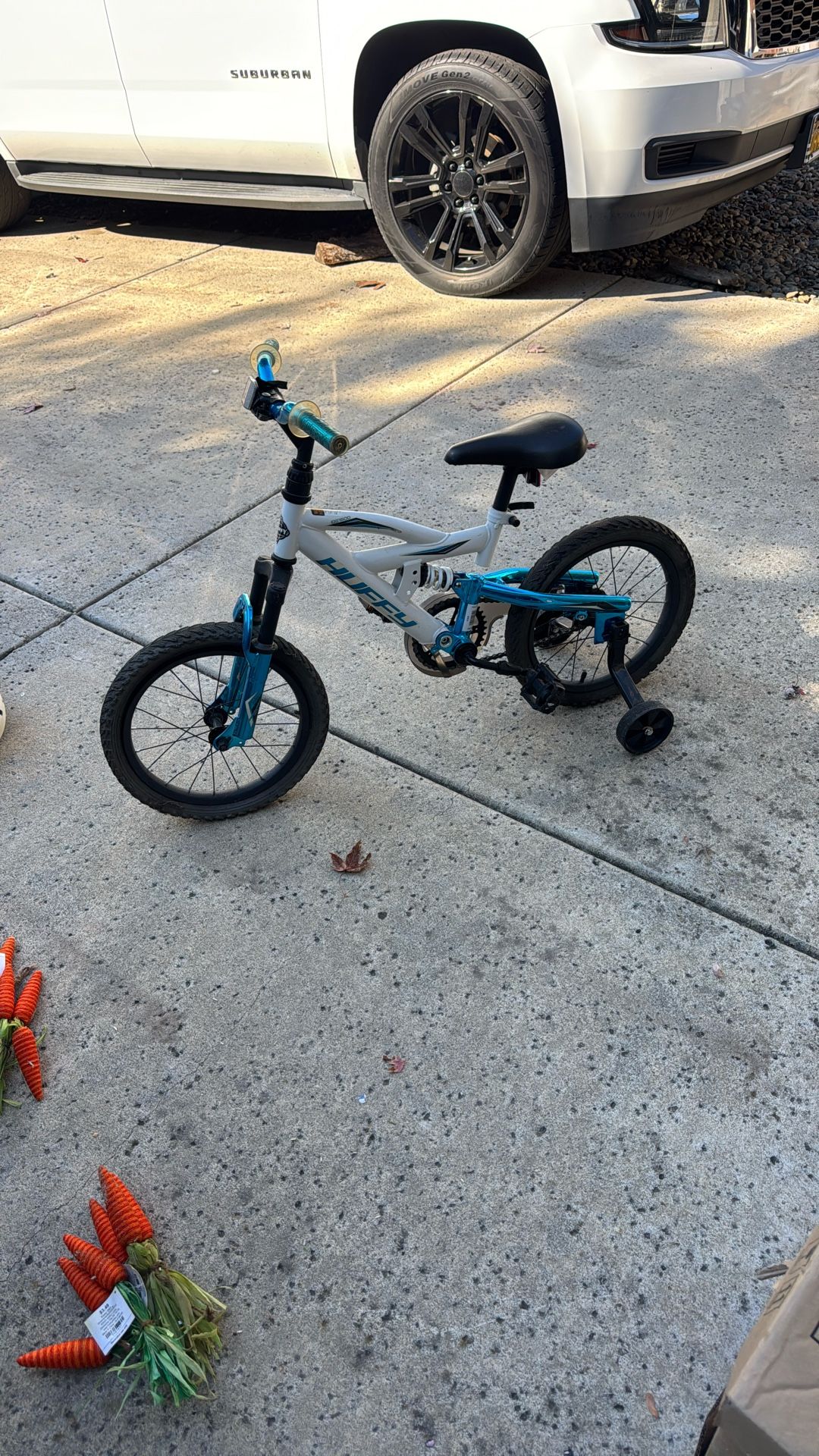 Huffy kids bicycle with training wheels