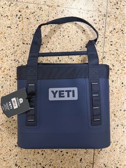 Yeti Camino Zippered