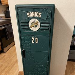 Seattle Sonics Locker