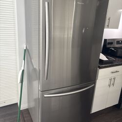 Fridge and Freezer