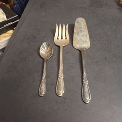 Retroneu 18-0 Korea Stainless Steel 3PC Set "Linda" Pattern W/Rainbow Patina-Cake Server, Salad Fork & Teaspoon