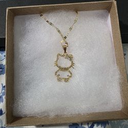 Hello kitty necklace