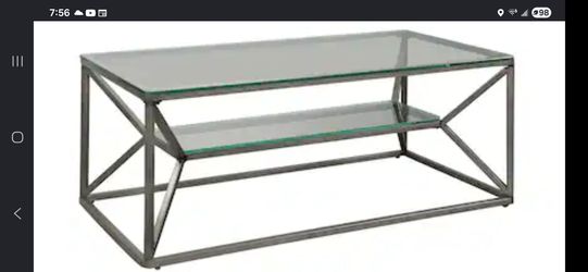 Cocktail glass table