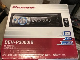 Pioneer stereo w/ aux