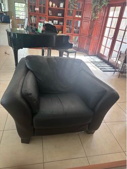 Leather Cindy couch