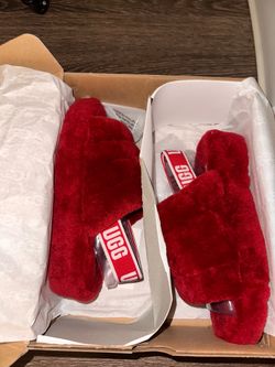 UGG FLUFF SLIDES