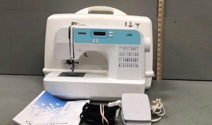 Brother CE4000 Computerized Sewing Machine with hard case