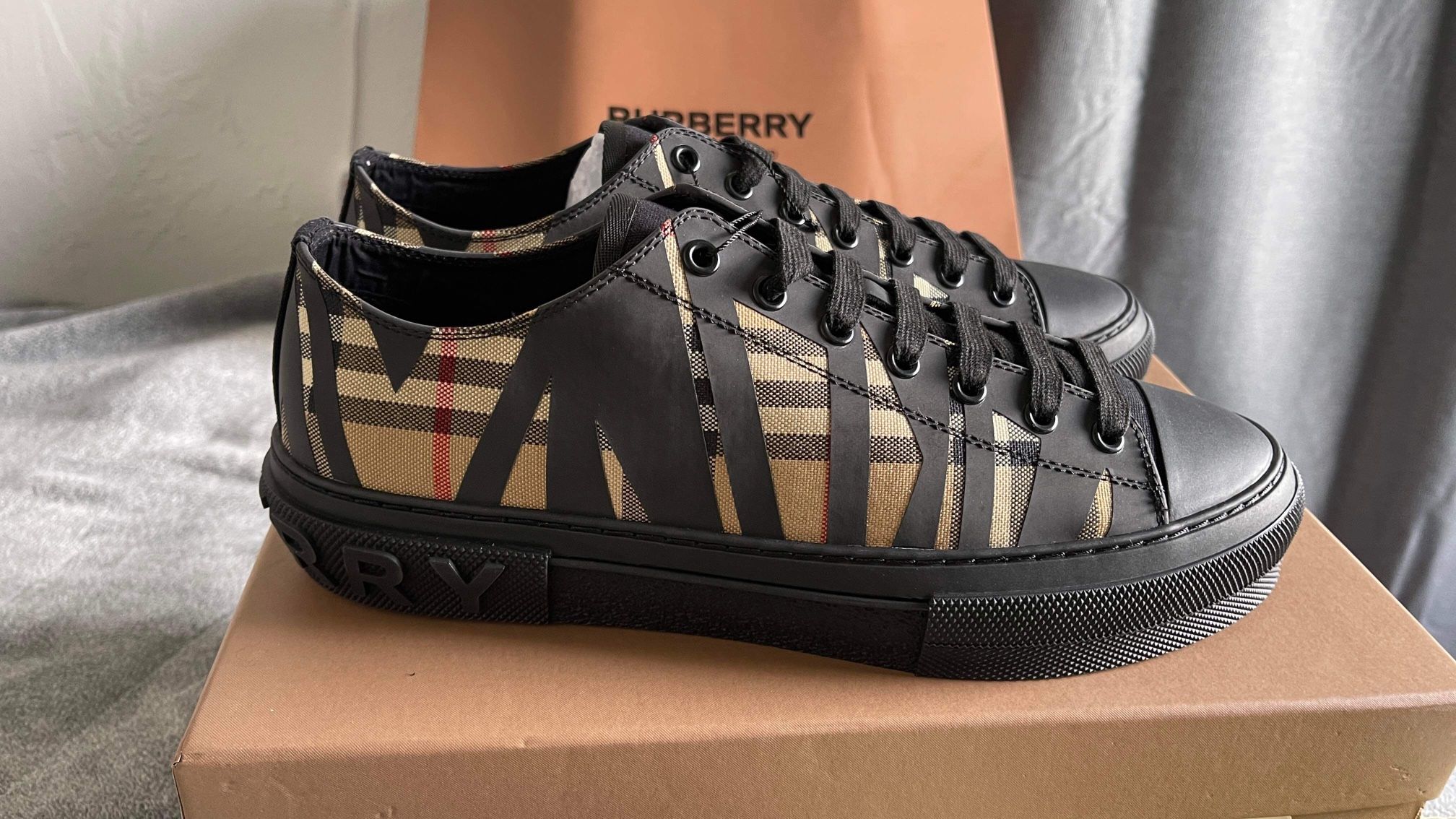 Burberry Shoes