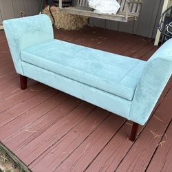 Bench Chair W/ Flip Top Storage
