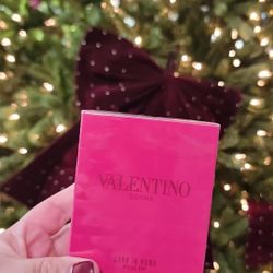 Valentino Perfume 