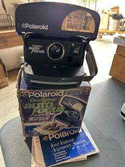 Polaroid Instant One Step Auto Focus Camera